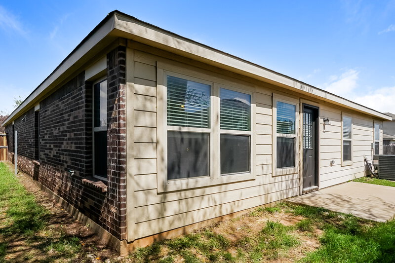 2,345/Mo, 5509 Northfield Dr Fort Worth, TX 76179 Rear View 2