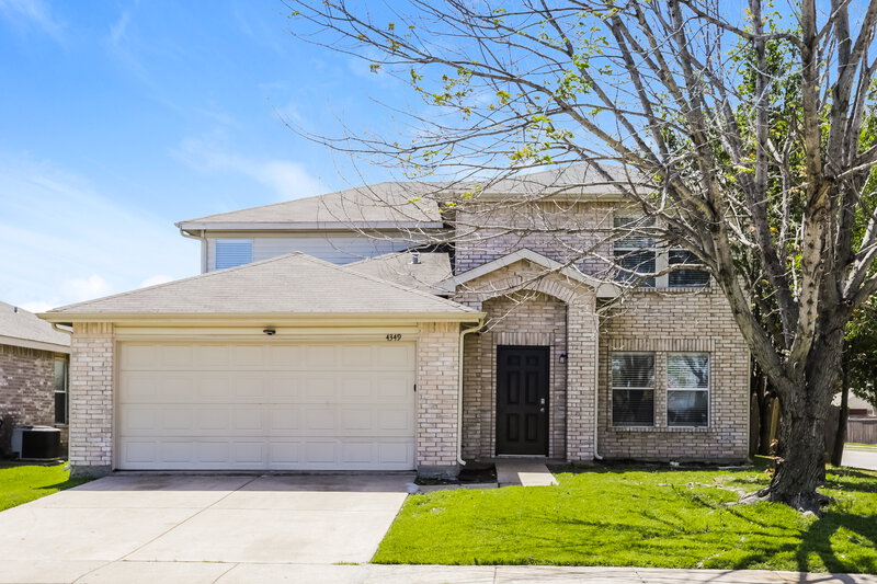 2,490/Mo, 4349 Meadowknoll Dr Fort Worth, TX 76123 External View