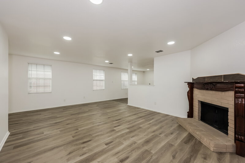 2,170/Mo, 1408 Krista Dr Burleson, TX 76028 Living Room View 2