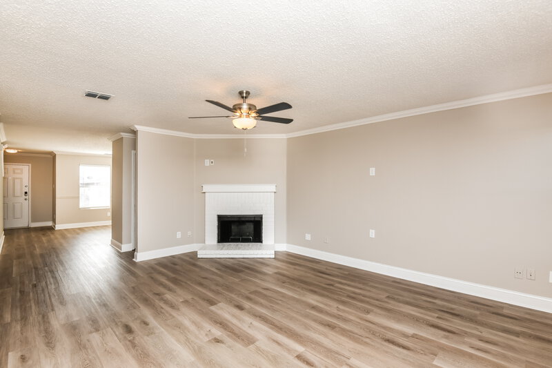 2,390/Mo, 4308 Meadowknoll Dr Fort Worth, TX 76123 Living Room View