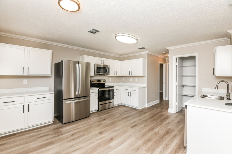 2,390/Mo, 4308 Meadowknoll Dr Fort Worth, TX 76123 Kitchen View 2