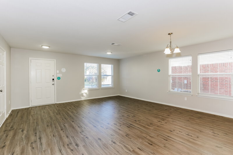 2,890/Mo, 7956 Meadow Spring Ln Fort Worth, TX 76120 Dining Room View