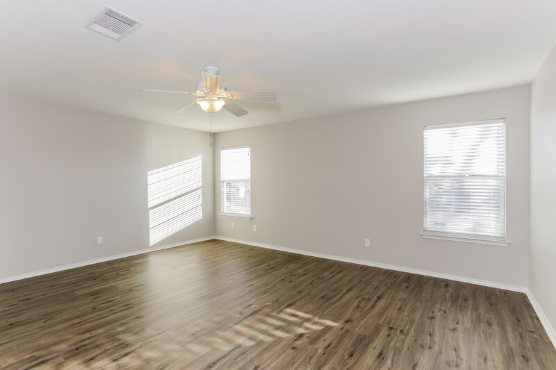 2,890/Mo, 7956 Meadow Spring Ln Fort Worth, TX 76120 Main Bedroom View