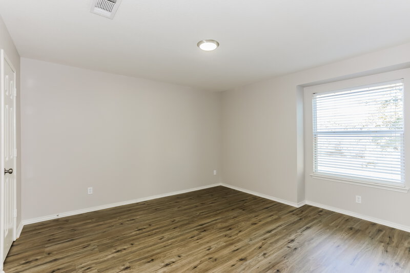 2,890/Mo, 7956 Meadow Spring Ln Fort Worth, TX 76120 Loft View