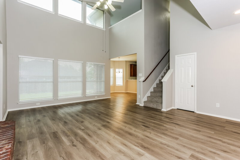 2,675/Mo, 404 Reagan Ln Burleson, TX 76028 Living Room View
