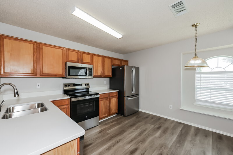 1,915/Mo, 1704 Spicewood Trl Fort Worth, TX 76134 Kitchen View 2