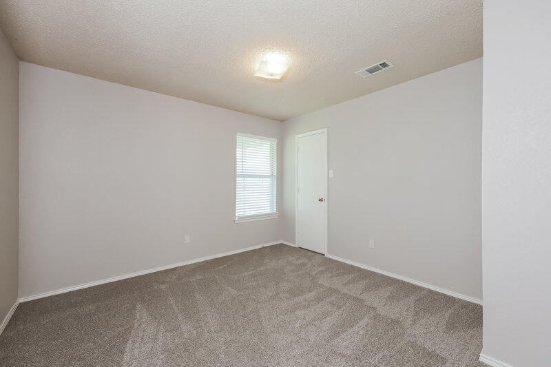 1,915/Mo, 1704 Spicewood Trl Fort Worth, TX 76134 Bedroom View