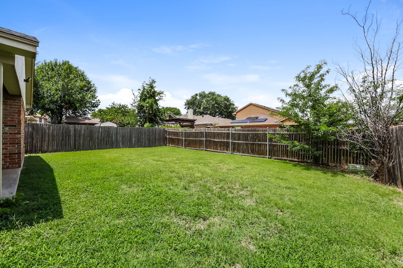 1,915/Mo, 1704 Spicewood Trl Fort Worth, TX 76134 Exterior View