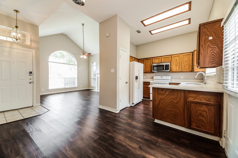 2,010/Mo, 2115 Lattimore St Denton, TX 76209 Kitchen View