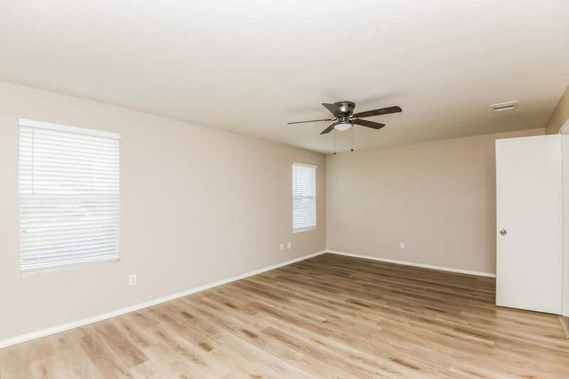2,300/Mo, 4936 Water Ridge Ln Fort Worth, TX 76179 Main Bedroom View 2