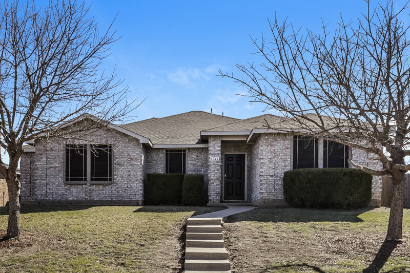 2,070/Mo, 1244 Candler Dr Lancaster, TX 75134 External View