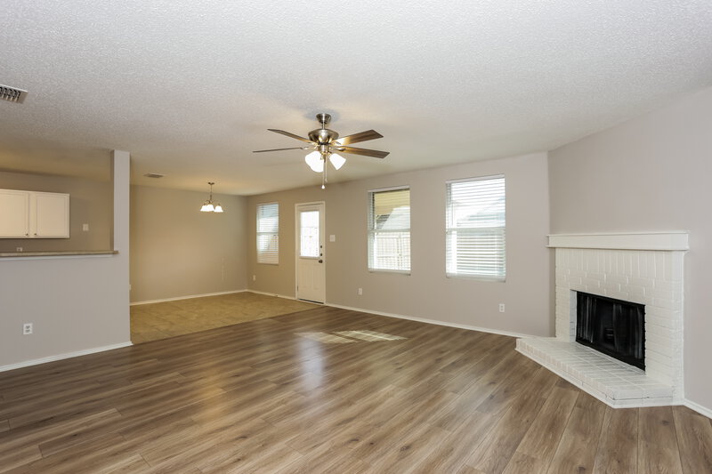 2,070/Mo, 1244 Candler Dr Lancaster, TX 75134 Living Room View 2