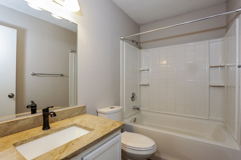 2,070/Mo, 1244 Candler Dr Lancaster, TX 75134 Bathroom View