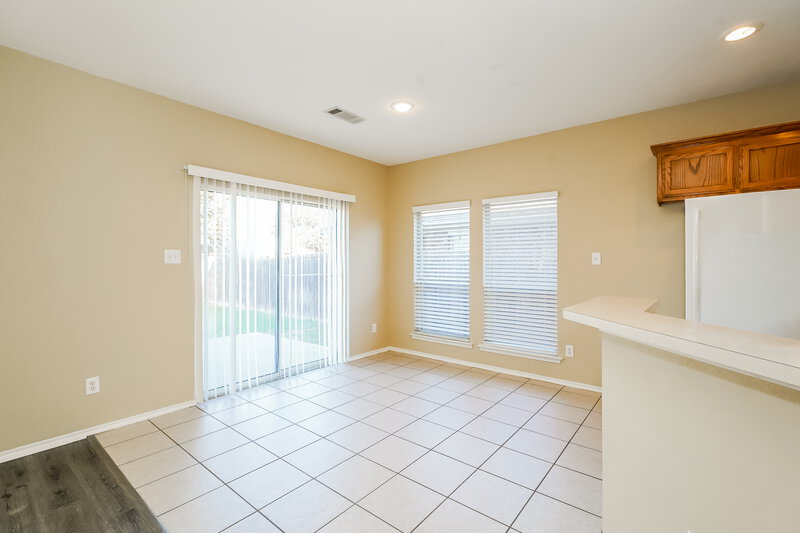 2,030/Mo, 6529 Regina Dr Fort Worth, TX 76131 Dining Room View