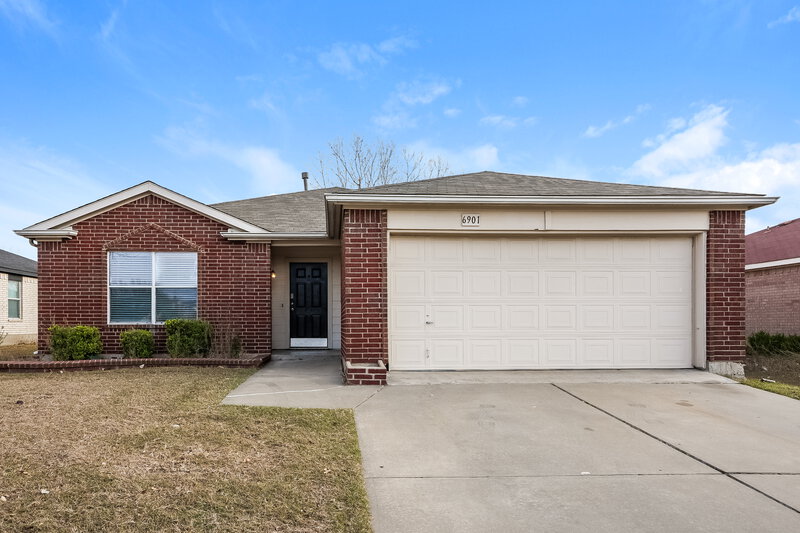 2,095/Mo, 6901 Baybridge Dr Arlington, TX 76002 External View