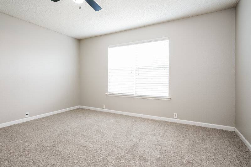 2,095/Mo, 6901 Baybridge Dr Arlington, TX 76002 Main Bedroom View