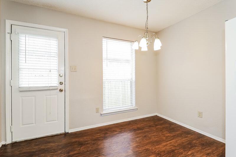 1,945/Mo, 4074 Tulip Tree Dr Fort Worth, TX 76137 Dining Room View