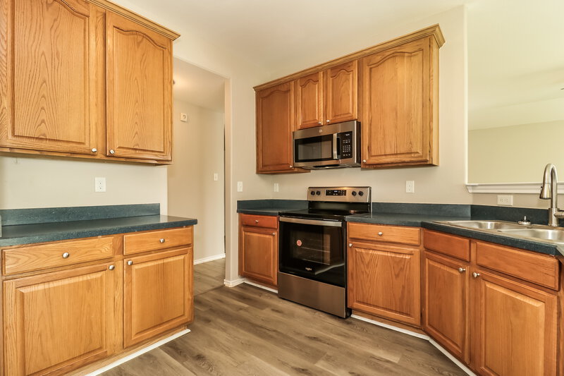 2,620/Mo, 740 Mulberry Ct Red Oak, TX 75154 Kitchen View