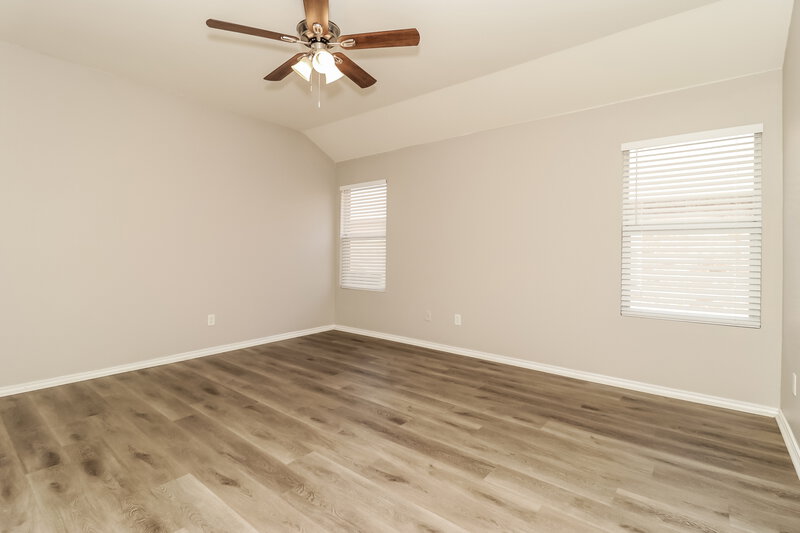 2,620/Mo, 740 Mulberry Ct Red Oak, TX 75154 Main Bedroom View 2