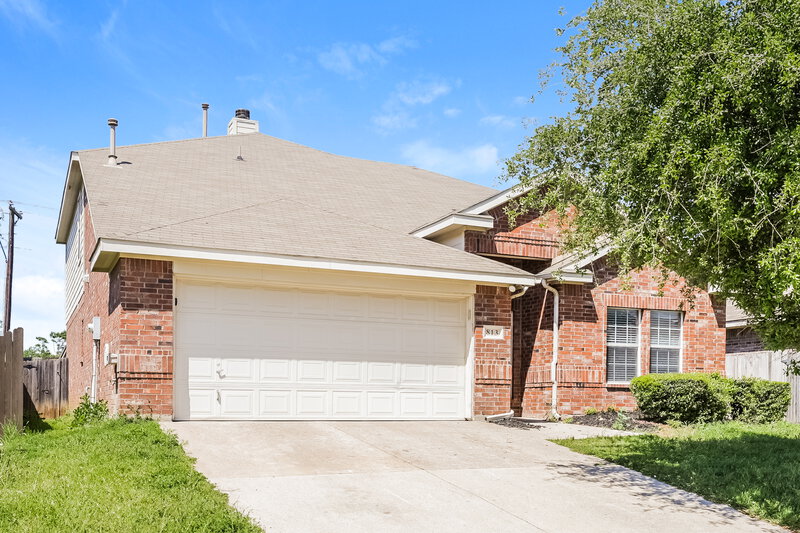 2,655/Mo, 813 Loftin St Crowley, TX 76036 External View