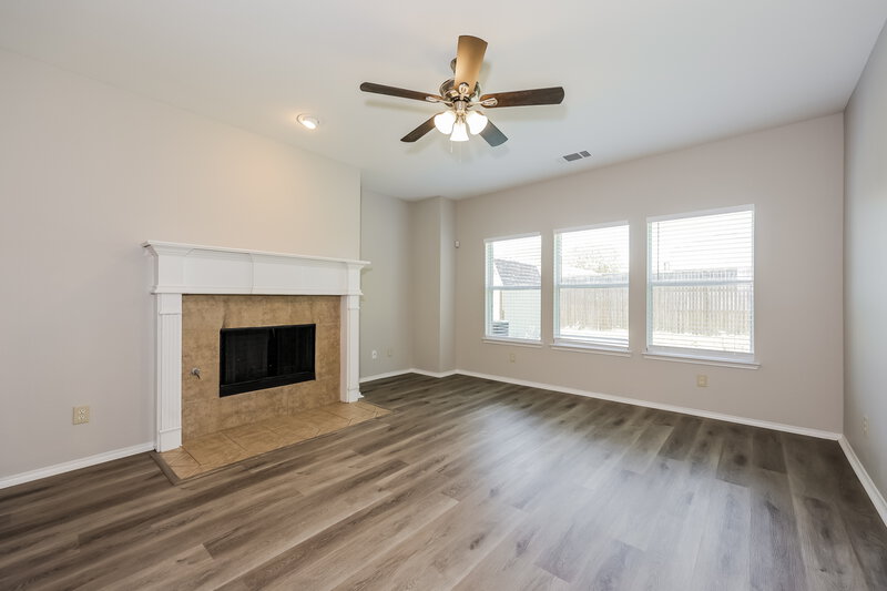 2,655/Mo, 813 Loftin St Crowley, TX 76036 Misc View 3