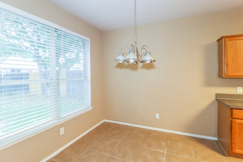 2,320/Mo, 3111 Palos Verdes Dr Corinth, TX 76210 Dining Room View