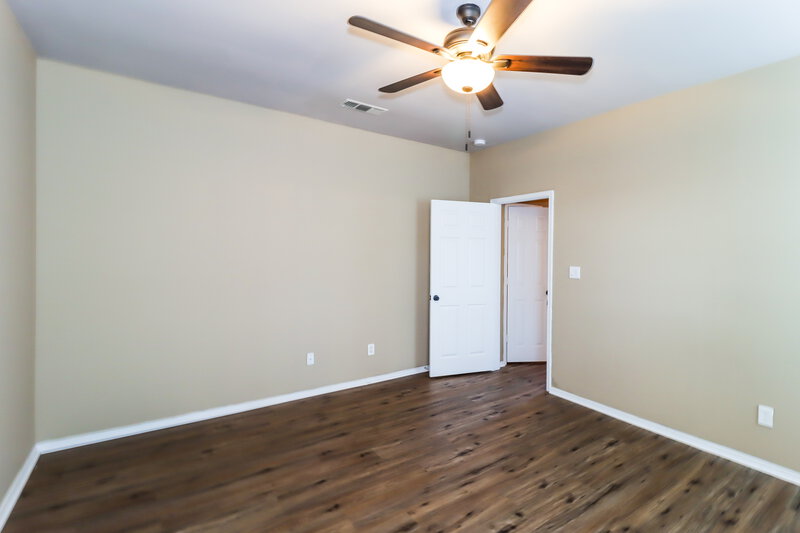 2,320/Mo, 3111 Palos Verdes Dr Corinth, TX 76210 Main Bedroom View 2