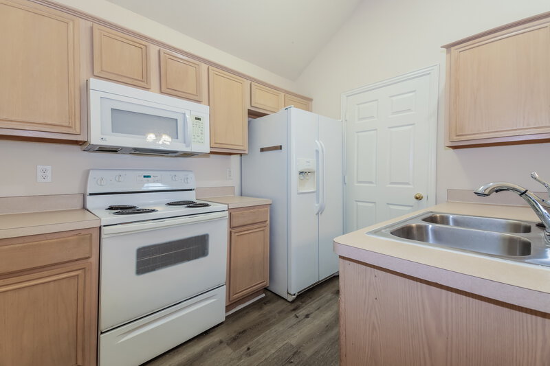 2,090/Mo, 1811 Caddo Lake Dr Allen, TX 75002 Kitchen View