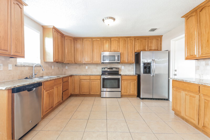 2,490/Mo, 5500 Still Canyon Dr McKinney, TX 75071 Kitchen View