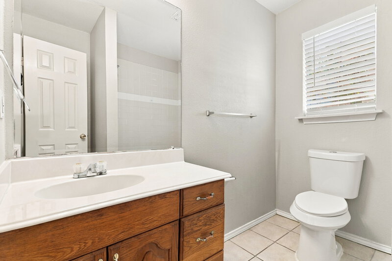 1,645/Mo, 7259 Fm 982 Princeton, TX 75407 Bathroom View