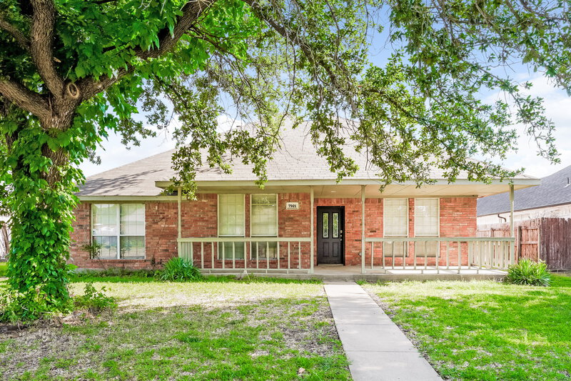 2,610/Mo, 7921 Wayne Way Rowlett, TX 75088 External View