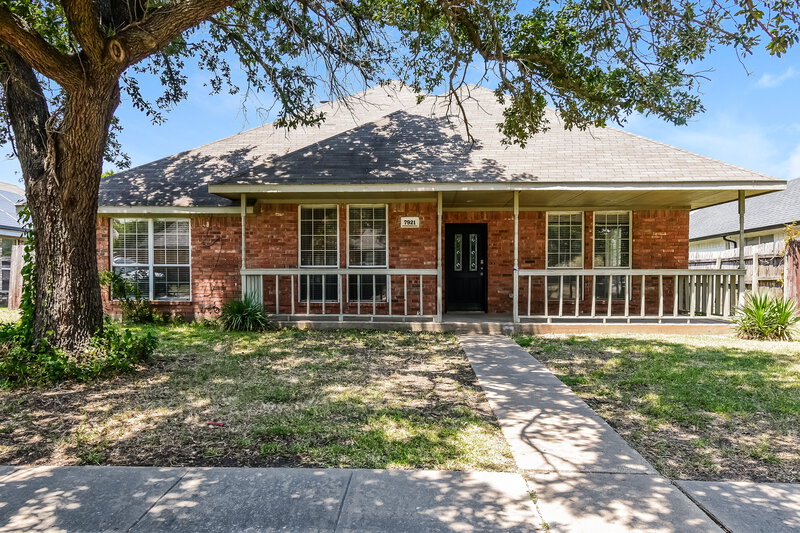 2,415/Mo, 7921 Wayne Way Rowlett, TX 75088 External View