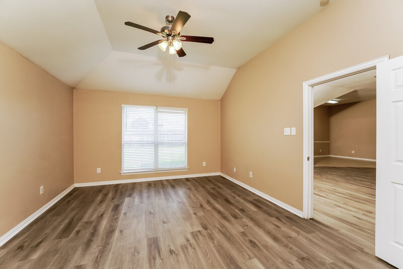 2,610/Mo, 7921 Wayne Way Rowlett, TX 75088 Main Bedroom View 2