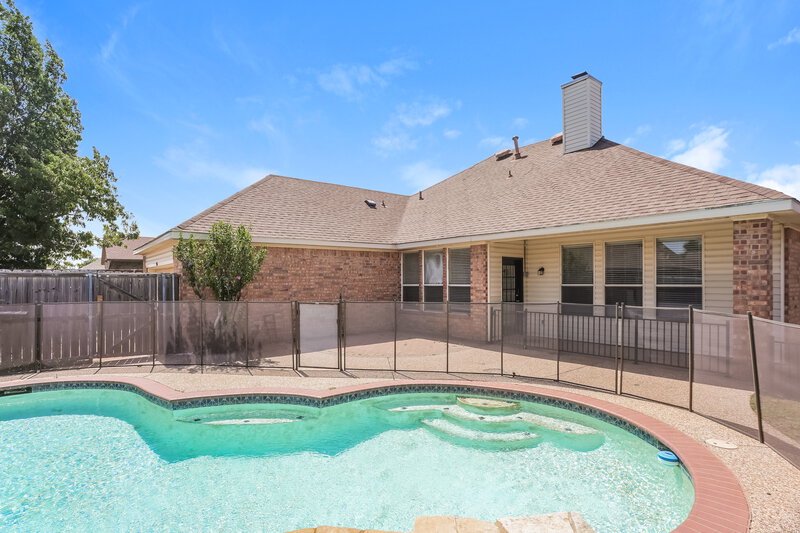 2,675/Mo, 7413 Harbor Dr Rowlett, TX 75088 Rear View