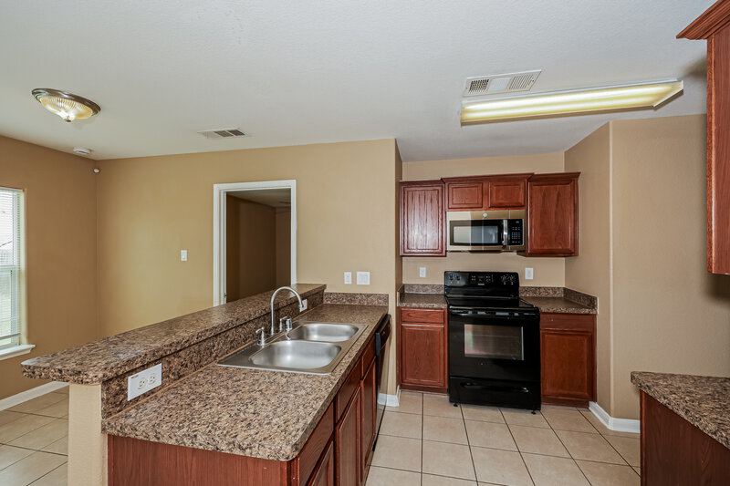 1,810/Mo, 10009 Quail Glen Dr Fort Worth, TX 76140 Kitchen View