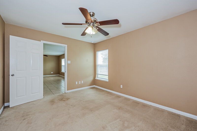 1,810/Mo, 10009 Quail Glen Dr Fort Worth, TX 76140 Main Bedroom View