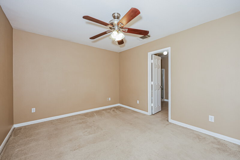 1,810/Mo, 10009 Quail Glen Dr Fort Worth, TX 76140 Main Bedroom View 2