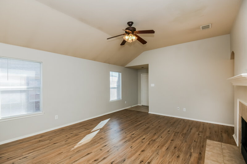 1,870/Mo, 14044 Tanglebrush Trl Haslet, TX 76052 Living Room View 3
