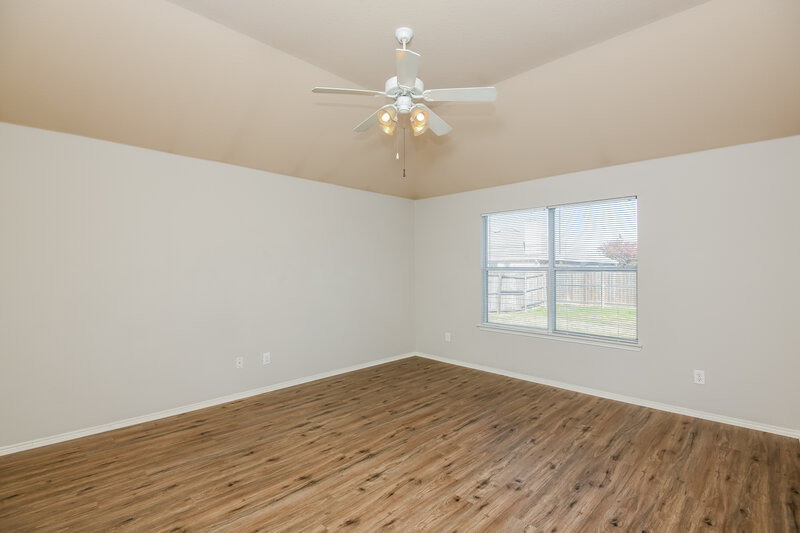 1,870/Mo, 14044 Tanglebrush Trl Haslet, TX 76052 Main Bedroom View