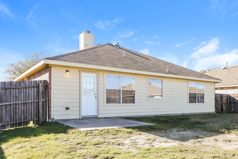1,870/Mo, 14044 Tanglebrush Trl Haslet, TX 76052 Rear View
