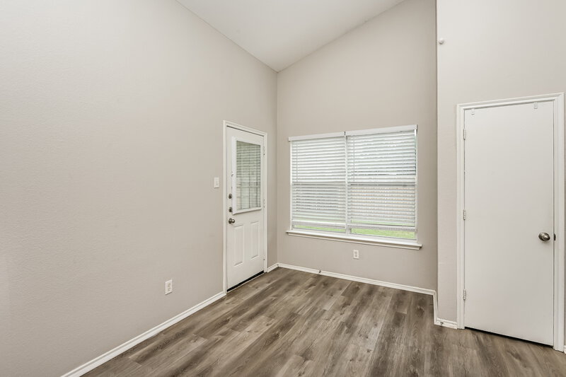 1,830/Mo, 1108 Boxwood Dr Crowley, TX 76036 Dining Room View
