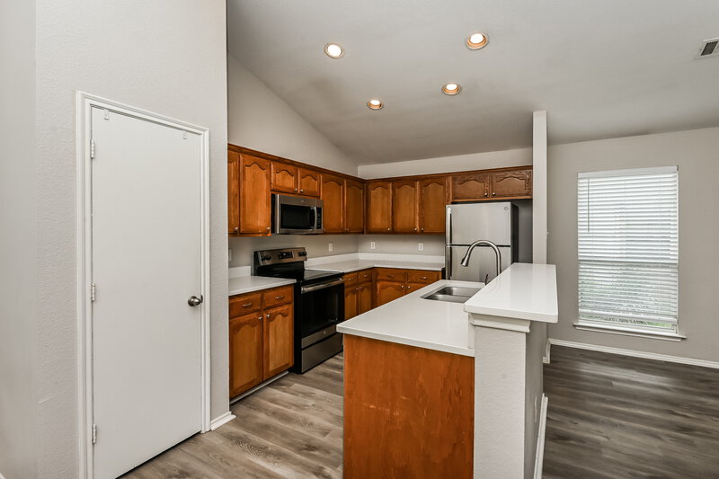 1,830/Mo, 1108 Boxwood Dr Crowley, TX 76036 Kitchen View