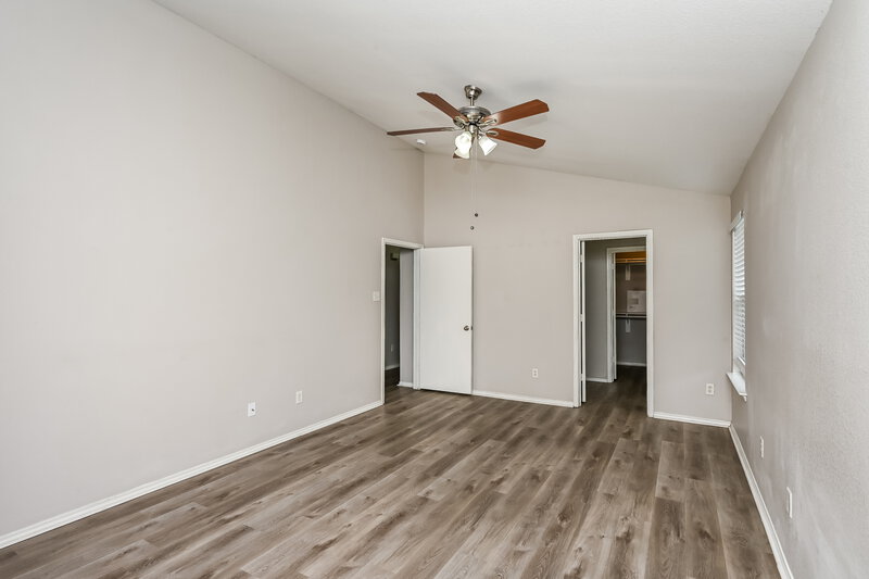 1,830/Mo, 1108 Boxwood Dr Crowley, TX 76036 Main Bedroom View 2