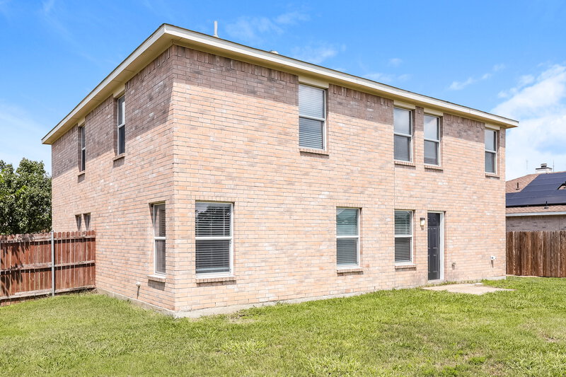 3,630/Mo, 1330 Flagstone Cedar Hill, TX 75104 Rear View