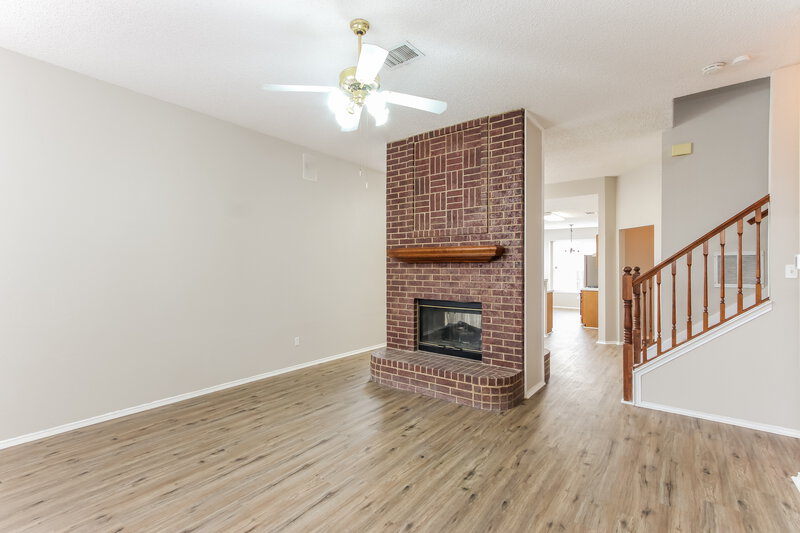 2,830/Mo, 1412 Clearview Dr Mesquite, TX 75181 Family Room View