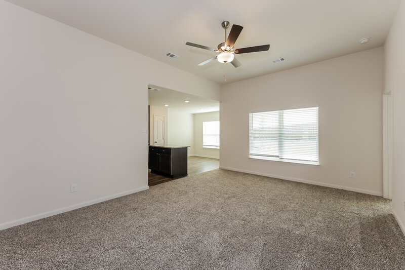 2,240/Mo, 1328 Niagara Dr Fort Worth, TX 76140 Living Room View 2