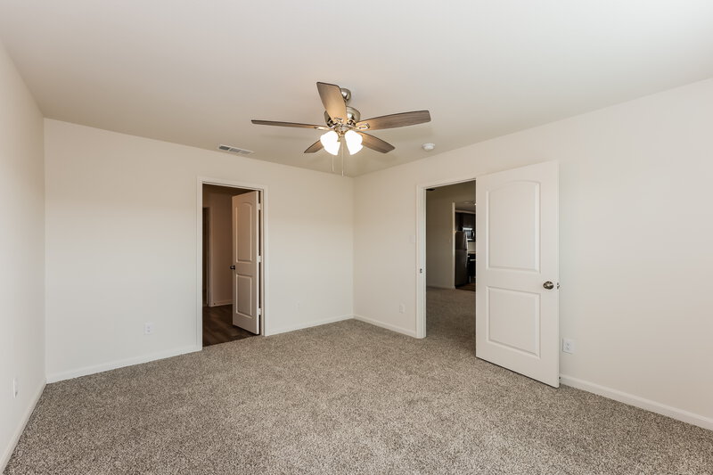 2,240/Mo, 1328 Niagara Dr Fort Worth, TX 76140 Main Bedroom View 2