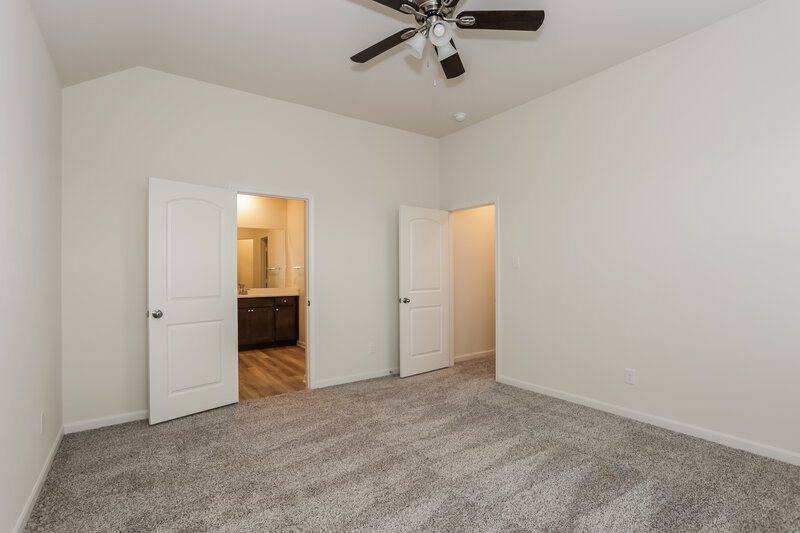 1,990/Mo, 9624 Teton Vista Dr Fort Worth, TX 76140 Main Bedroom View 2