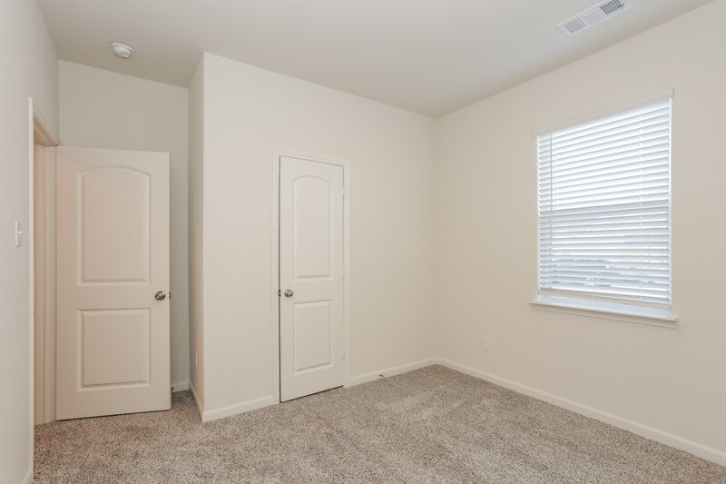 1,990/Mo, 9624 Teton Vista Dr Fort Worth, TX 76140 Bedroom View