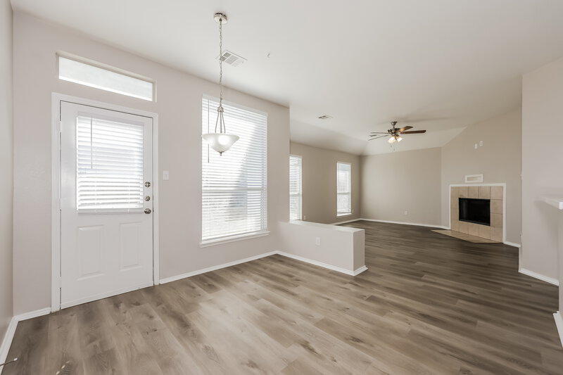 2,575/Mo, 1040 Winding Creek Dr Cedar Hill, TX 75104 Breakfast Nook View